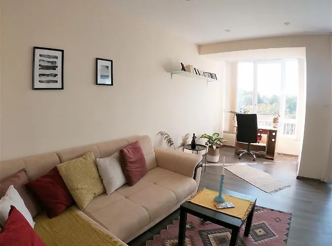 By The Cathedral - Center - 2 Bedroom Flat