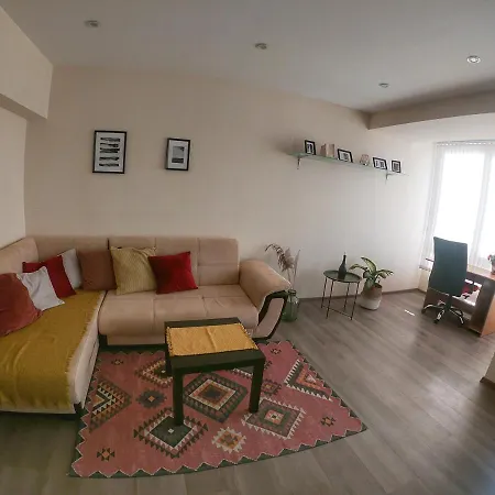 Apartment By The Cathedral - Center - 2 Bedroom Flat *
