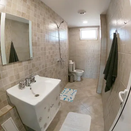 By The Cathedral - Center - 2 Bedroom Flat * ヴァルナ