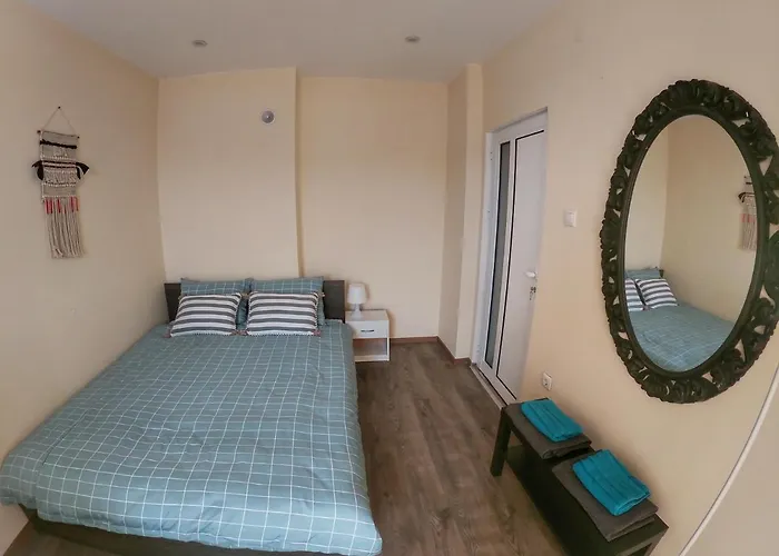 By The Cathedral - Center - 2 Bedroom Flat فارنا